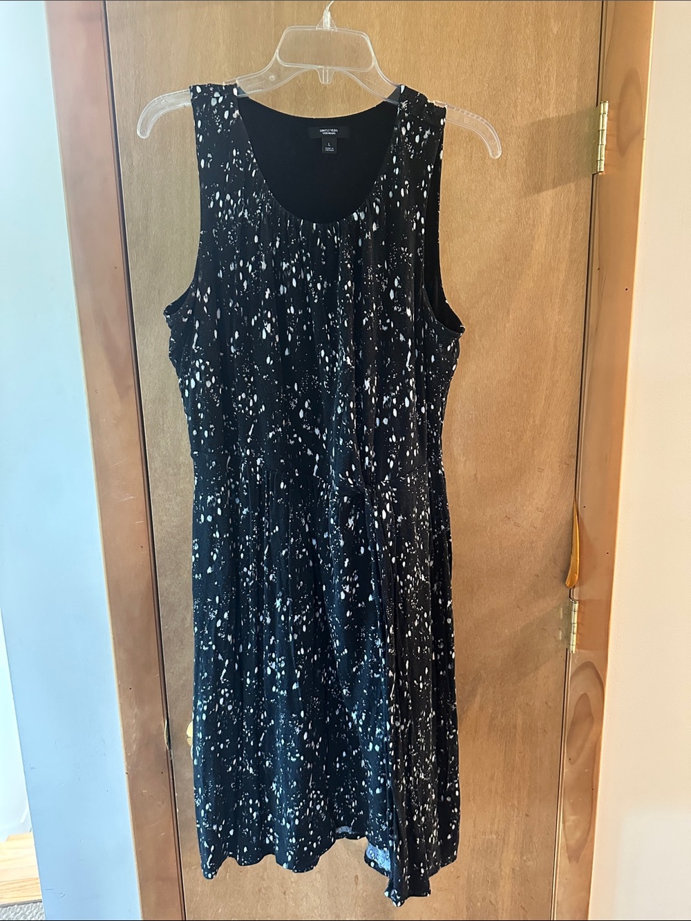 Simply Vera Vera Wang Black Sleeveless Speckled Midi Dress
